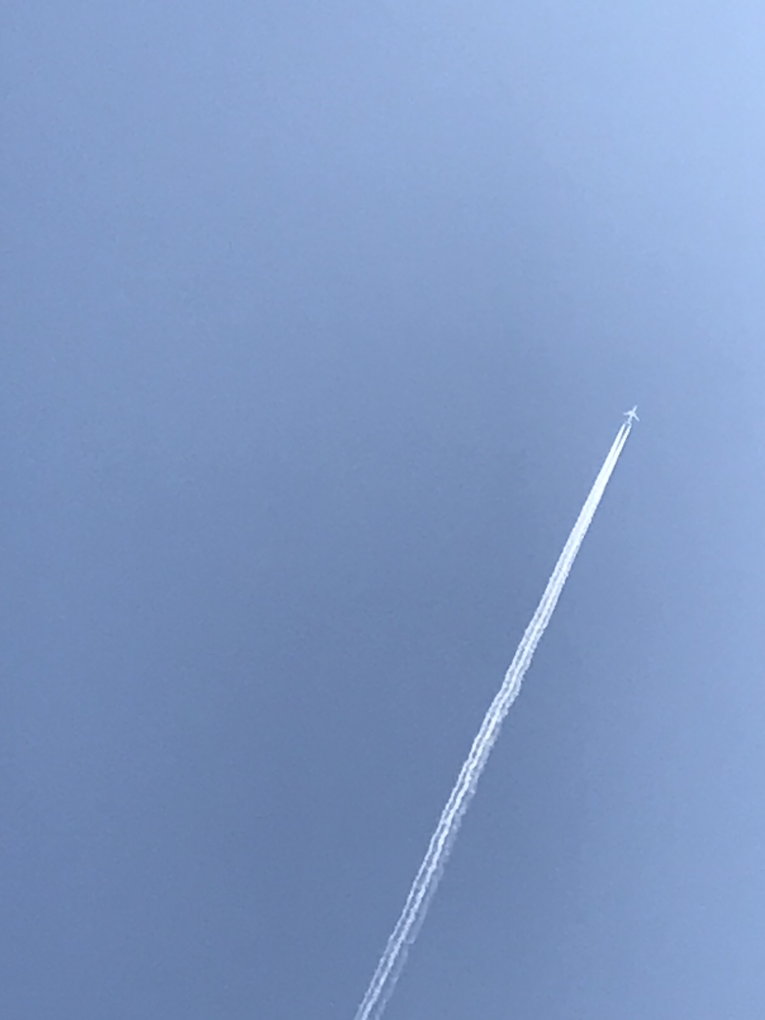 200615　飛行機雲