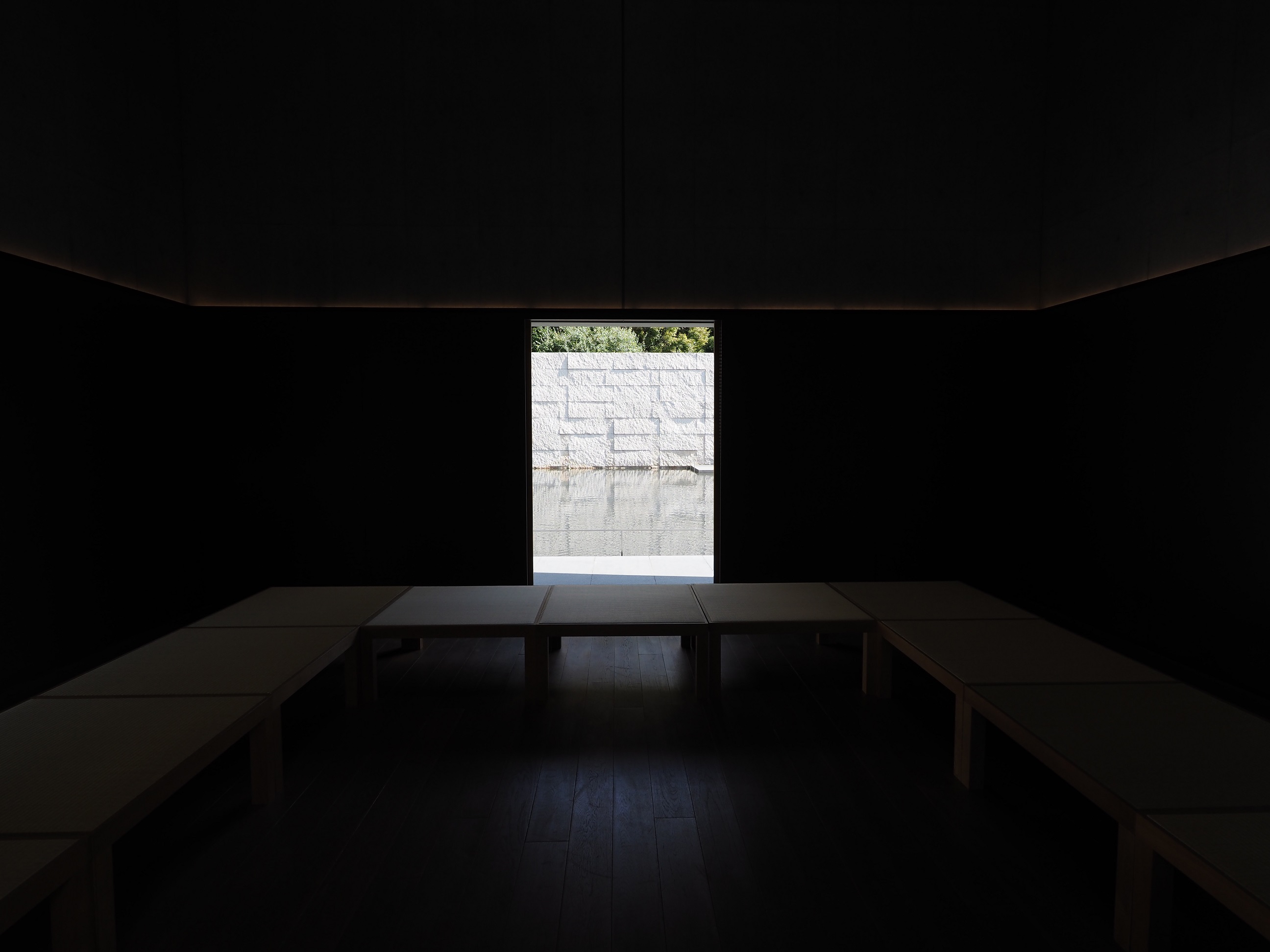 211214　金沢　鈴木大拙館　「思索空間（Contemplative Space）」内部