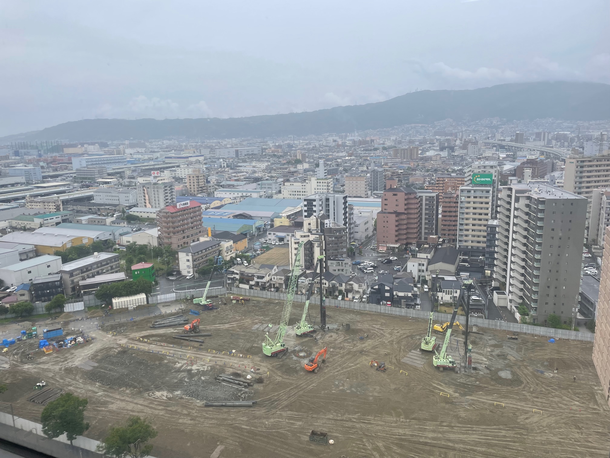 220721　モノレール荒本駅工事